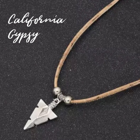 CALIFORNIA GYPSY Jewelry - Arrowhead Spanish cork necklace